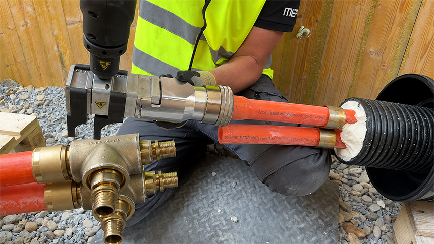 Зображення Техніка безпеки під час монтажу REHAU RAUVIPEX