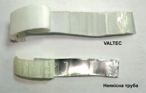 Зображення перевірка якості клею в металопластиковій трубі