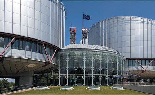Зображення Європейскьий суд по правам людини у Страсбург